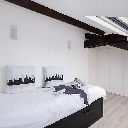 Lejlighed Berbere Duplex 2 Bedrooms 87 Republique *